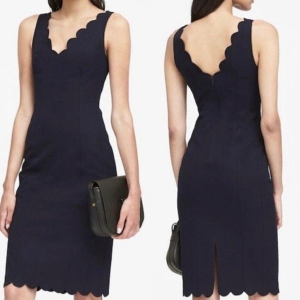 Banana Republic NWT Navy Scalloped Hem V-Neck Dress size 4